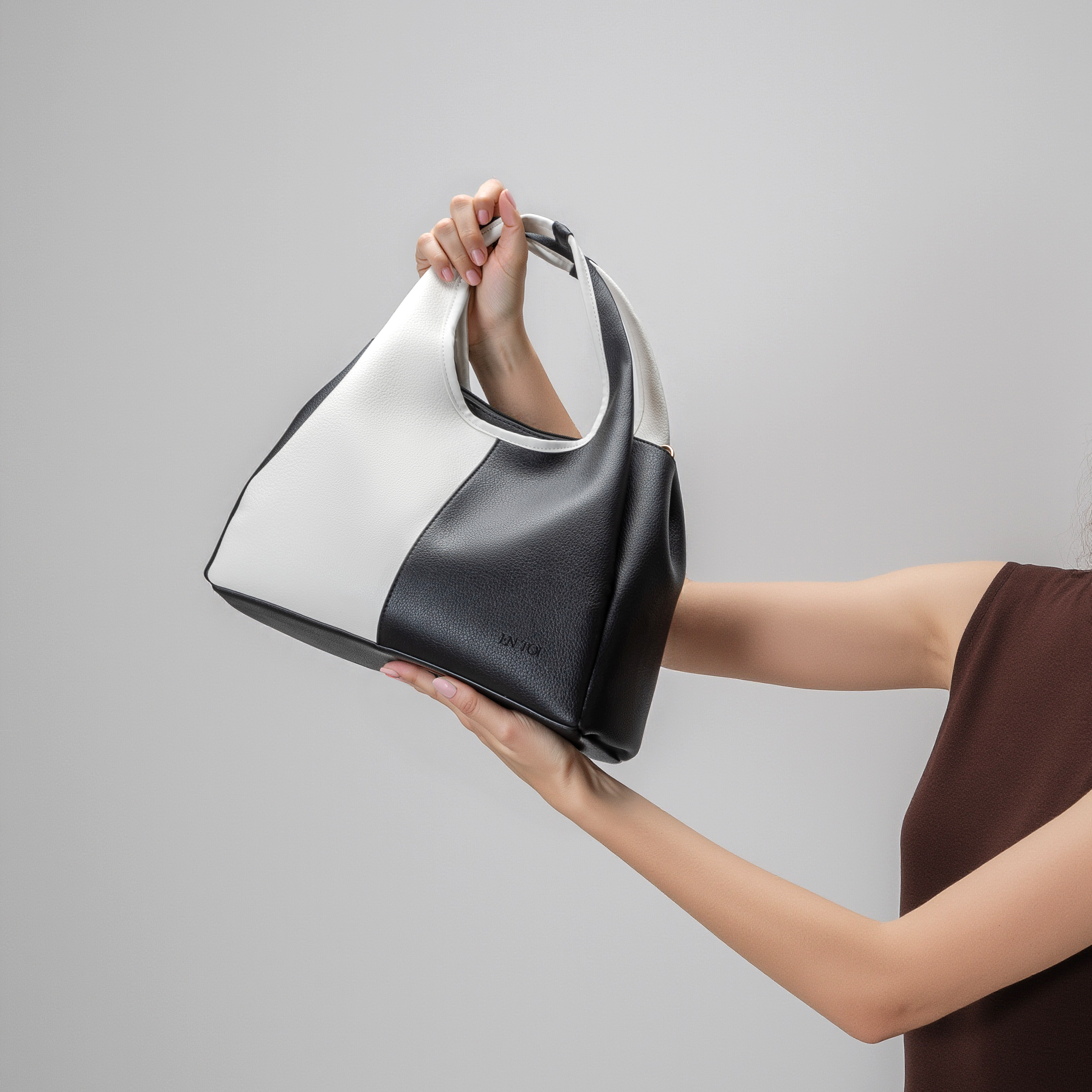 Jessica Tote