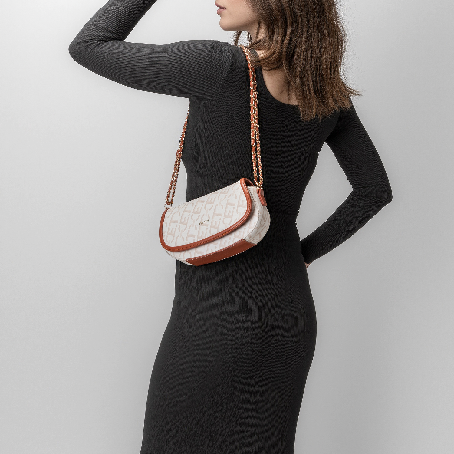 Iris Sling Bag Brown