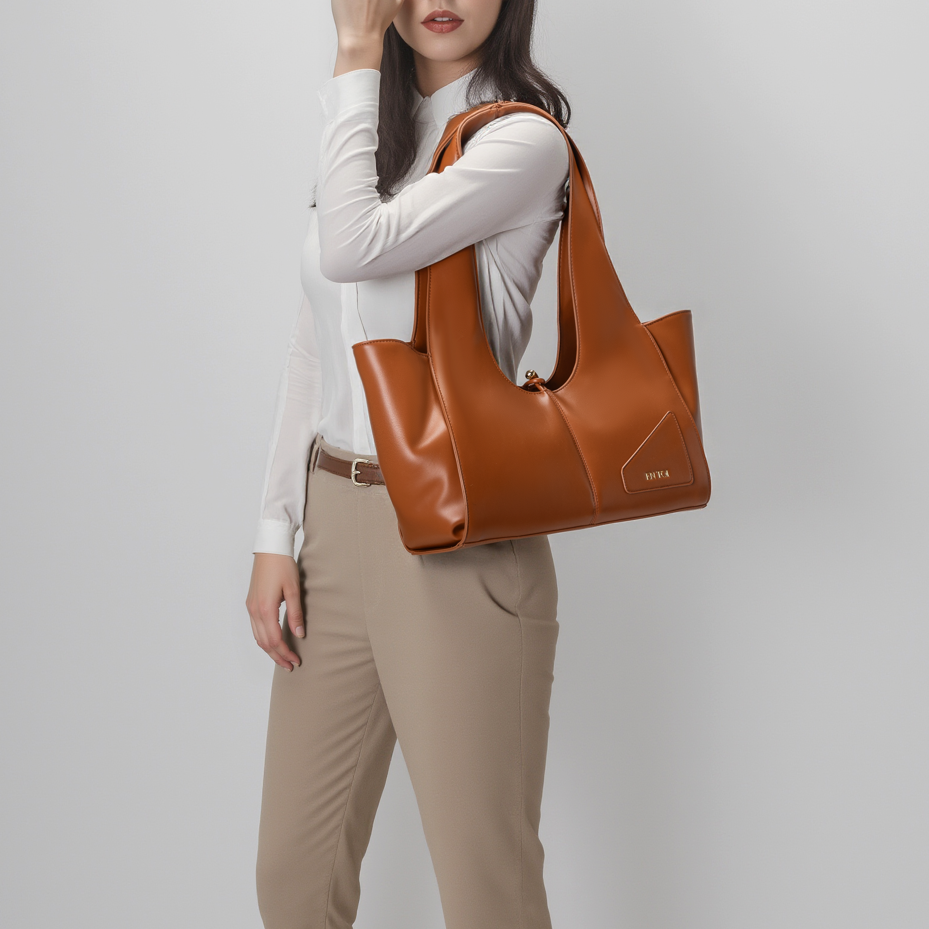 Victoria Tote Bag