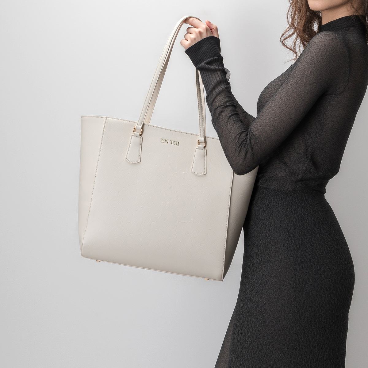 Mia Tote